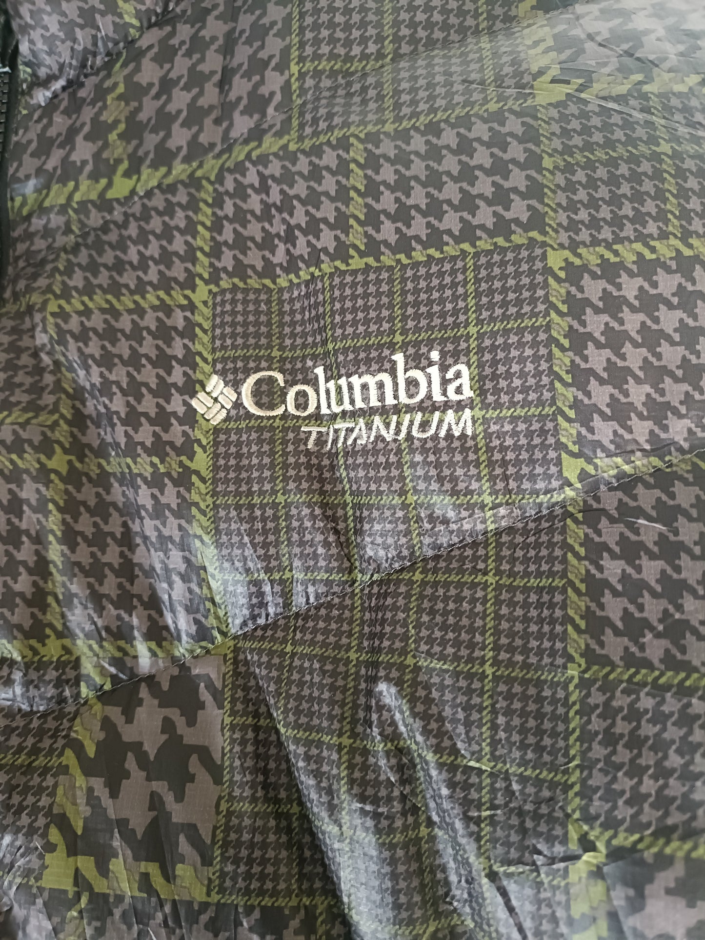 Columbia titanium puffer jacket